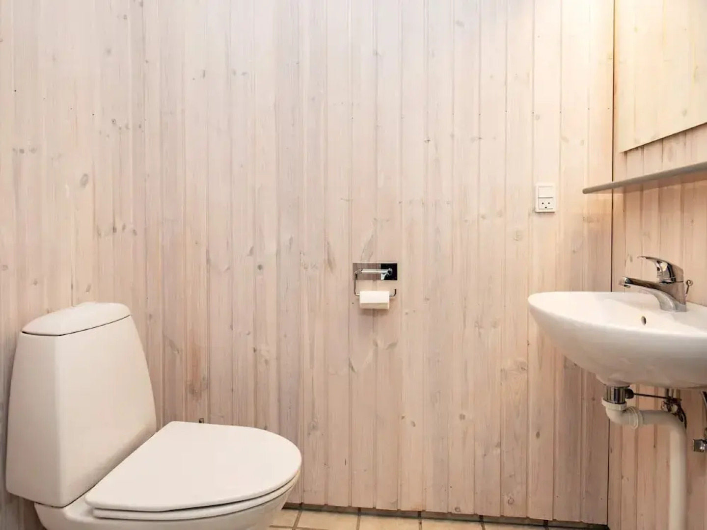 8 Person Holiday Home in Frorup-by Traum