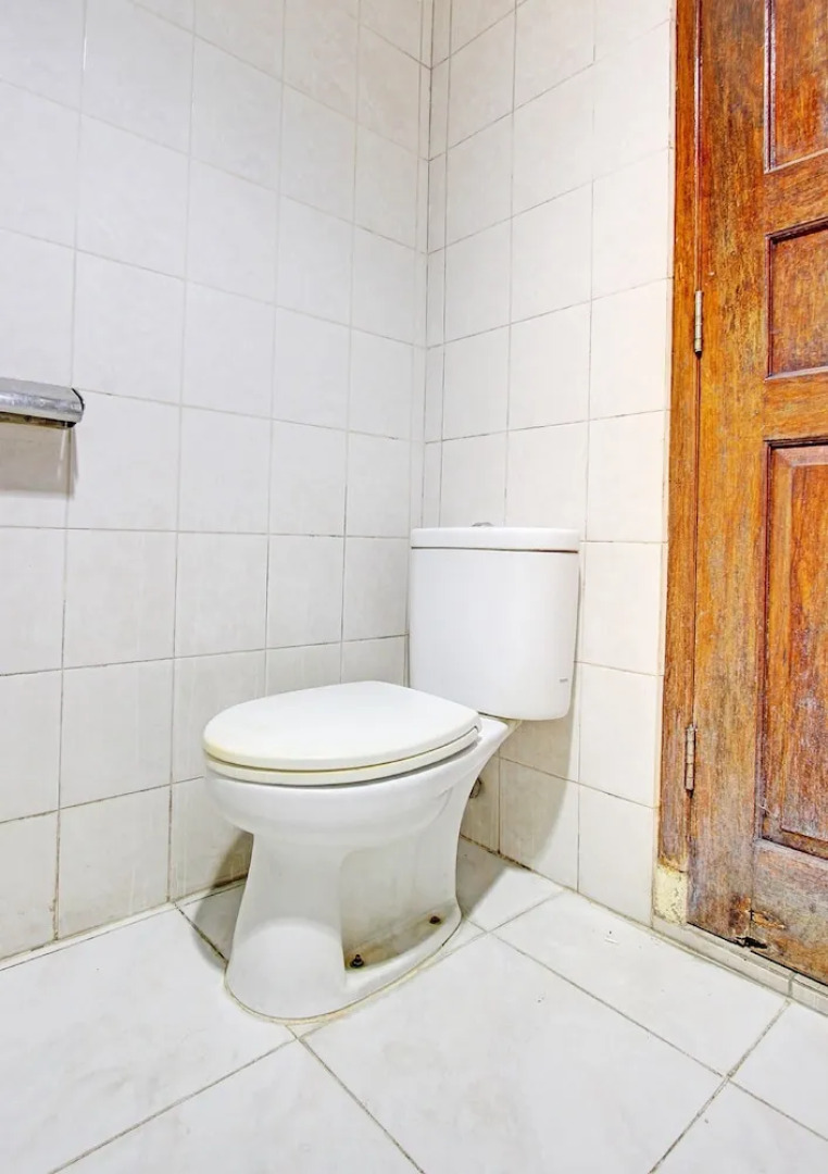 OYO 92329 Sewu Mas Hotel