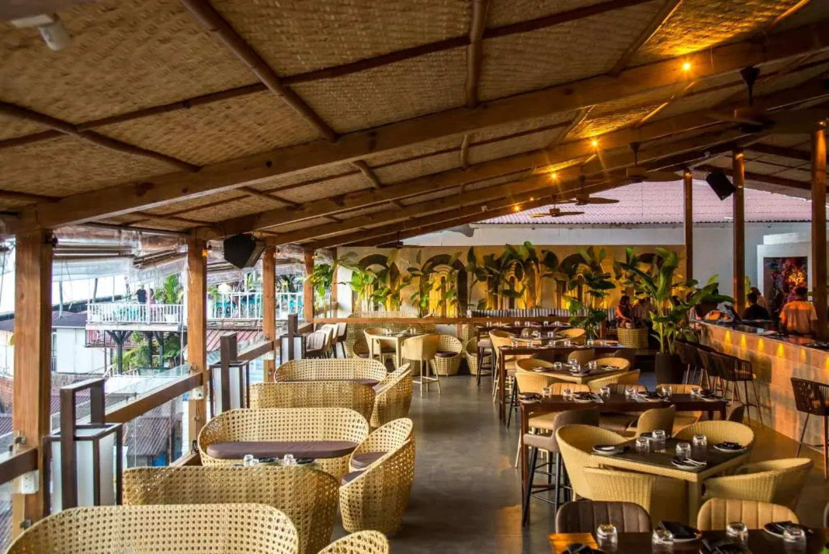 Stone Wood Beach Resort & SPA