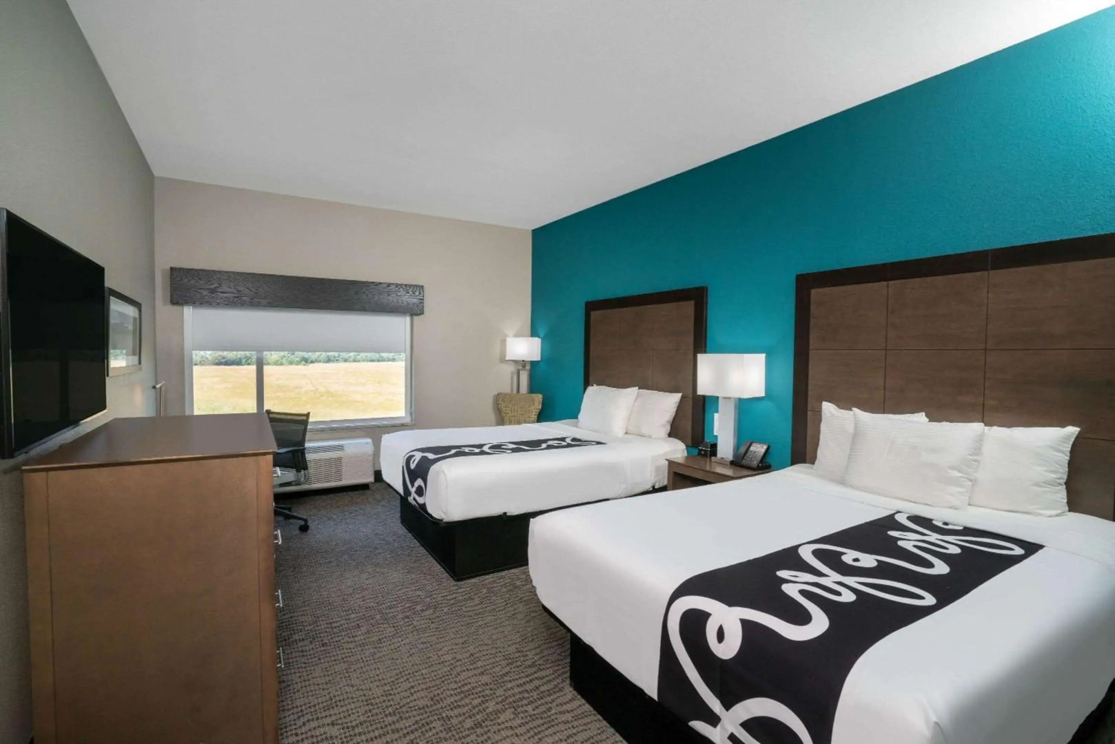 La Quinta Inn And Suites By Wyndham West Memphis