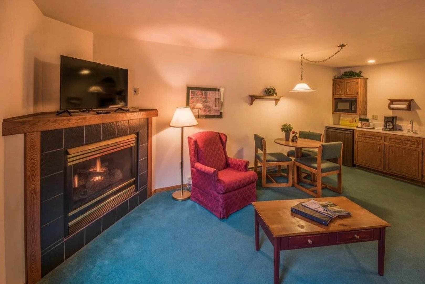 Somerset Inn & Suites