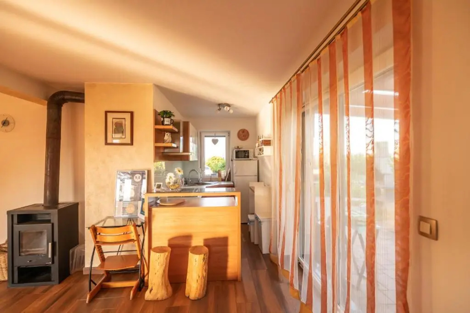 Holiday Home Razglednik