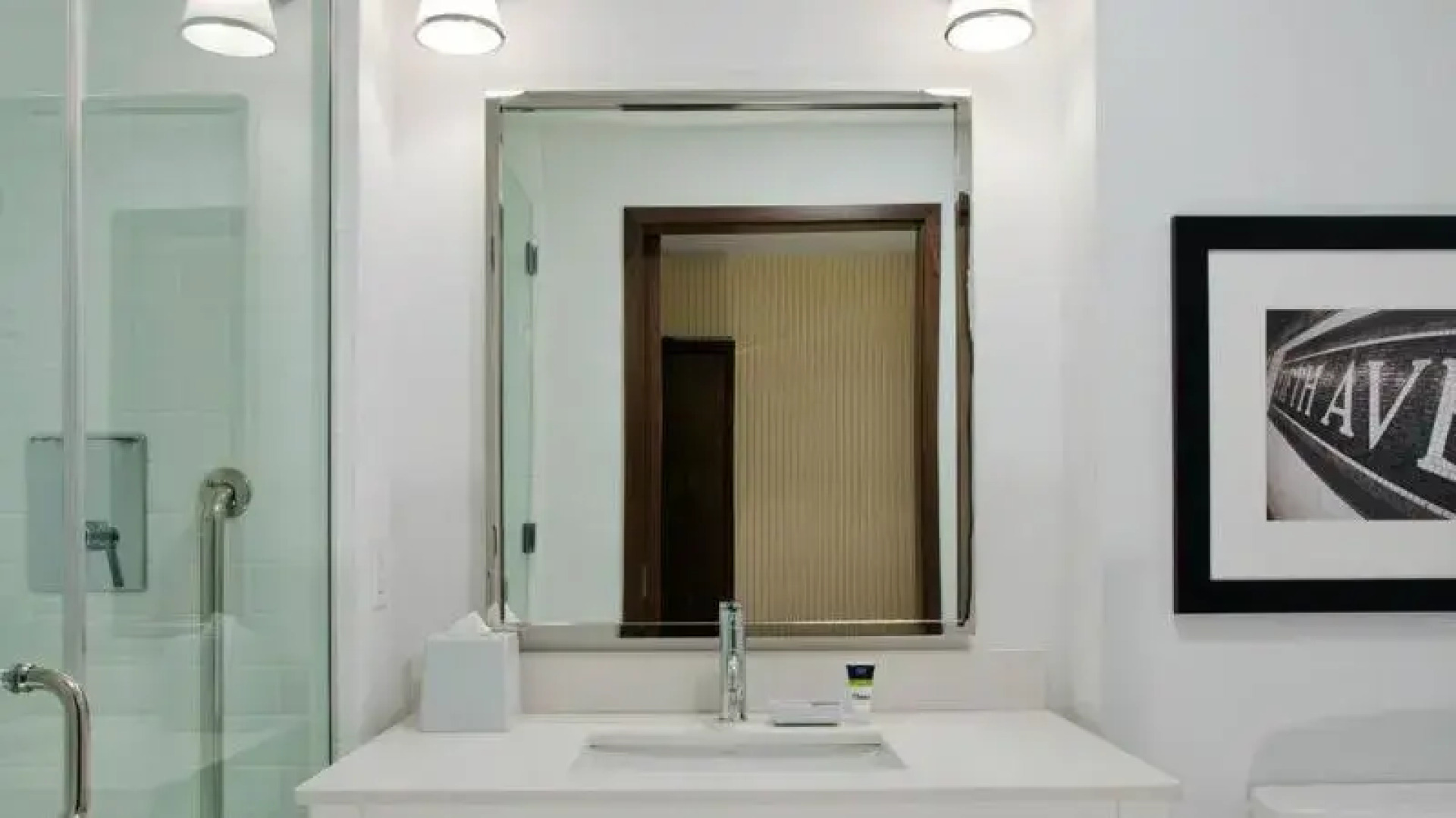 Holiday Inn Cleveland-Airport