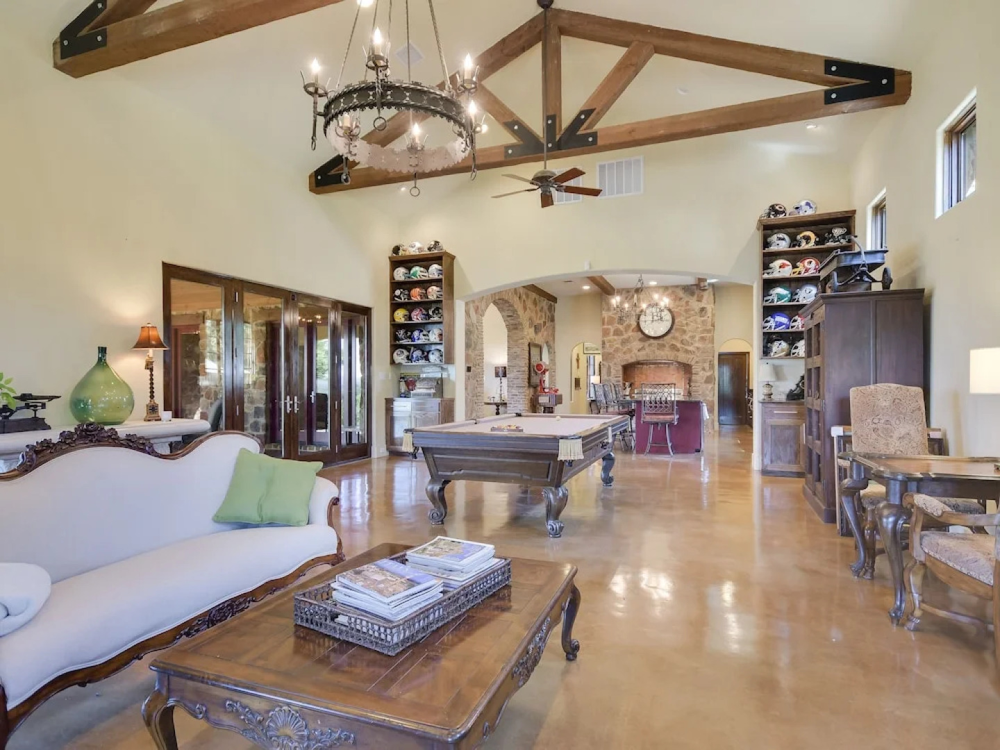 Sterns Estate #149387 4 Bedrooms 5 Bathrooms Estate