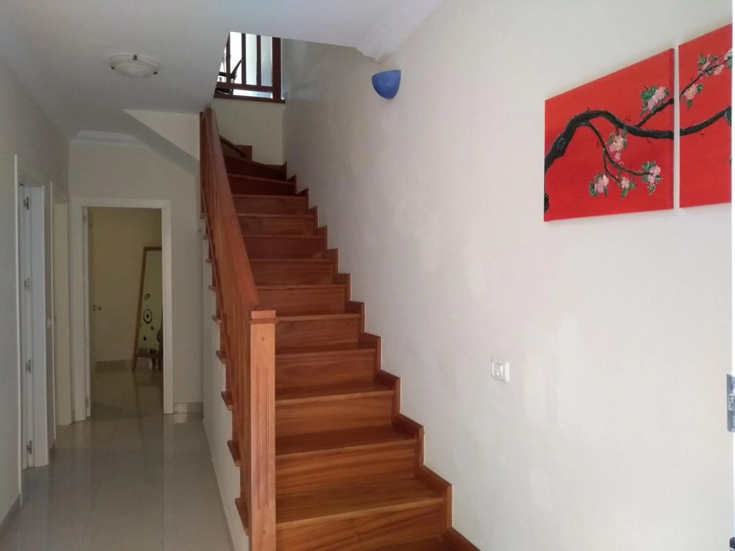 Playa Y Montaña: Naturaleza Y Armonía