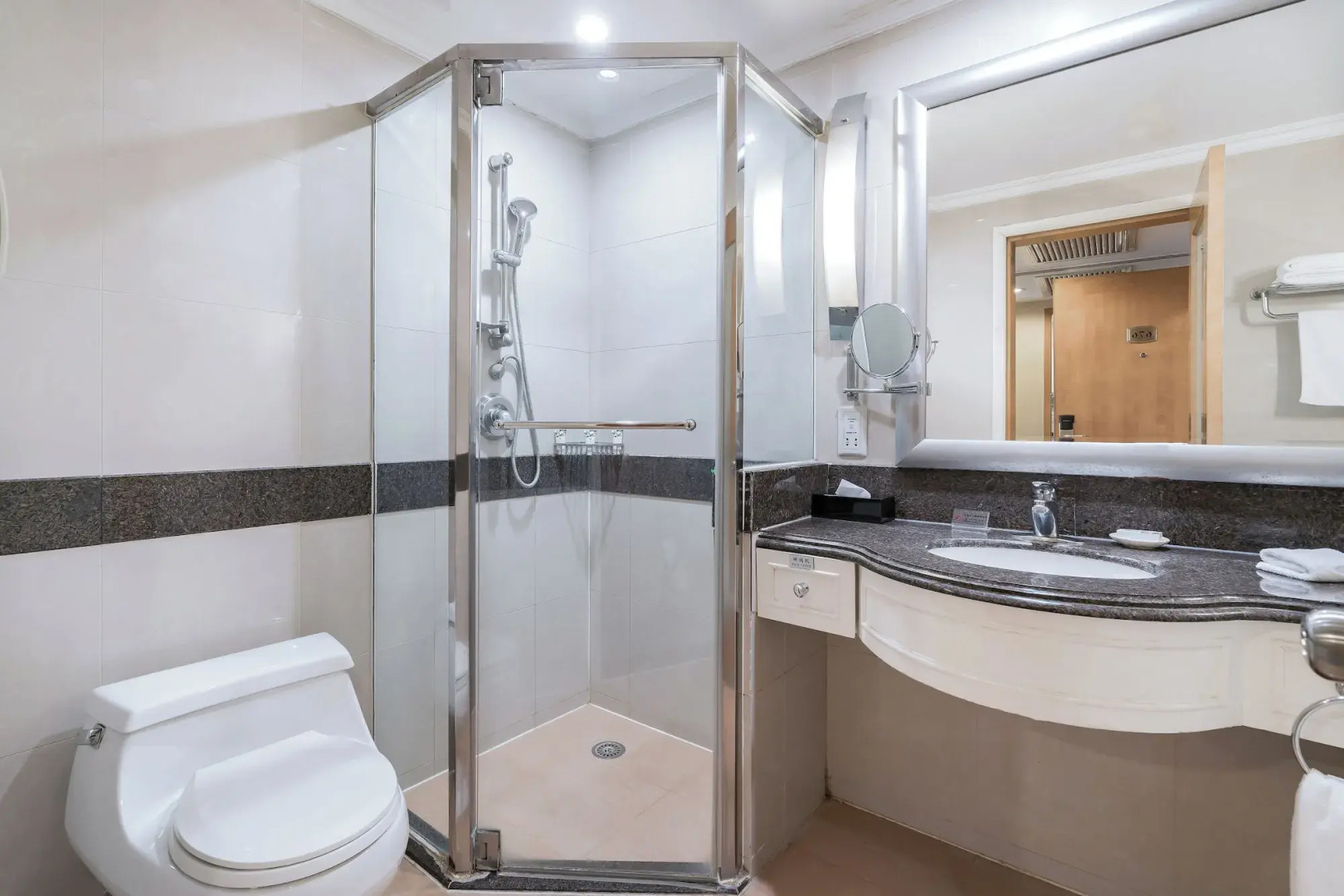 Zhengzhou Jianguo Hotel