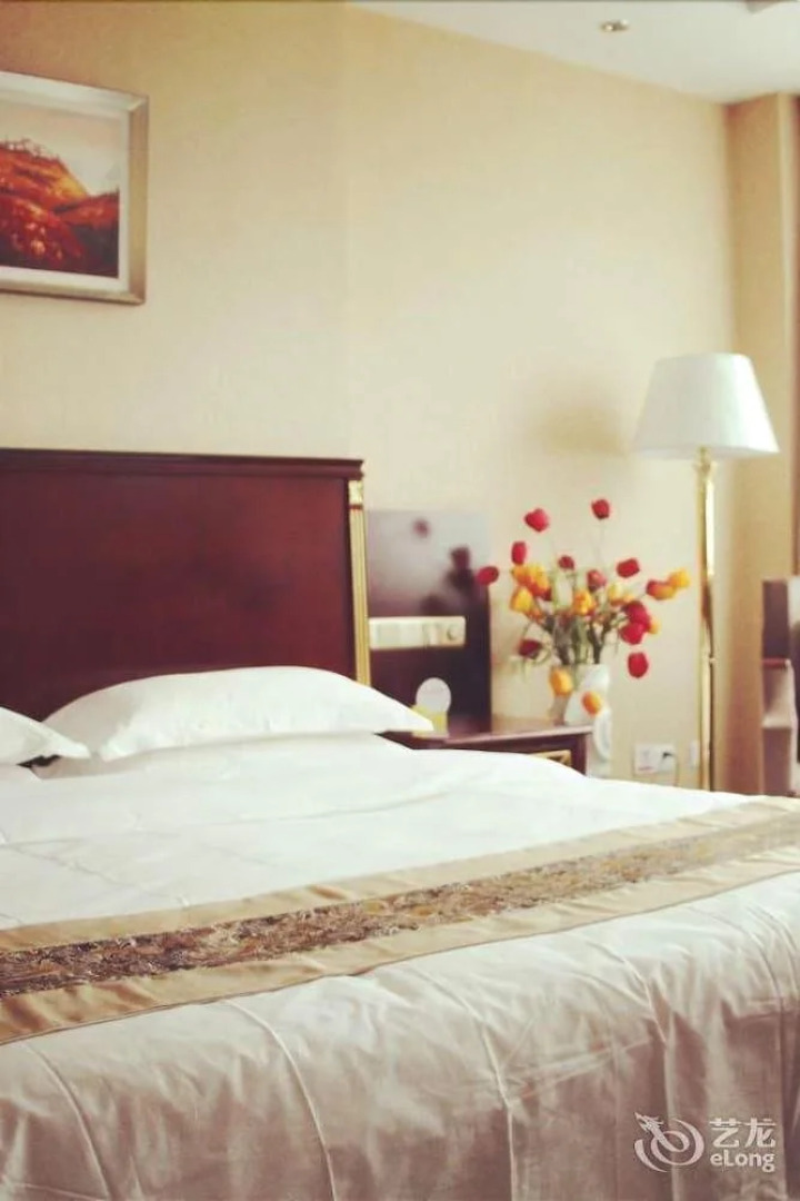 Yellow River Pearl Hotel