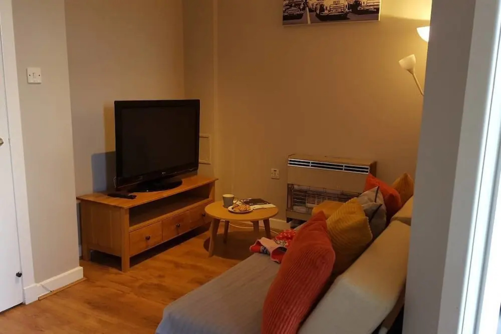 Dragon - Dumbarton Apartment 2 Bedroom Home