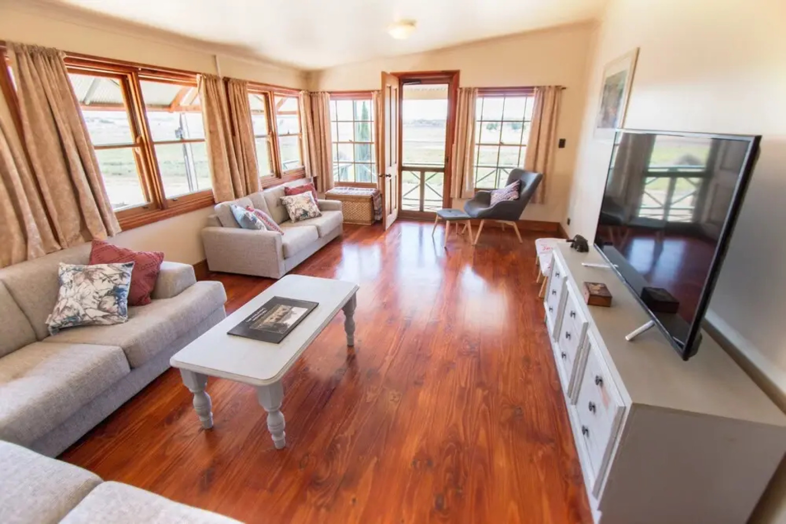 Old Swanport General Store, Swanport-Murray River