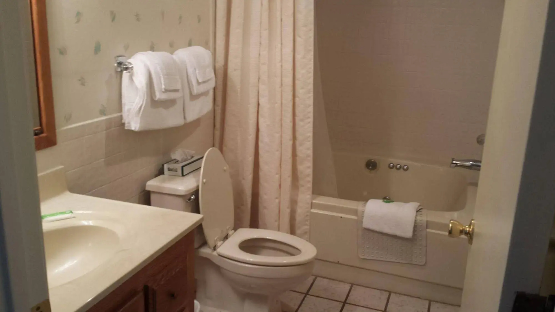 Roark Vacation Resort