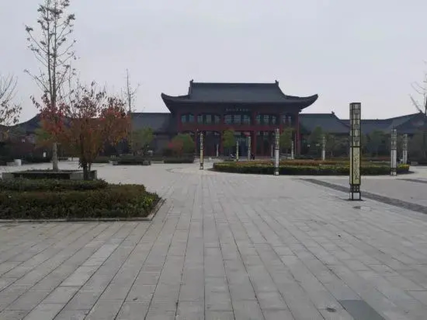 Vienna Hotel (Shou County Jingrun Central City)