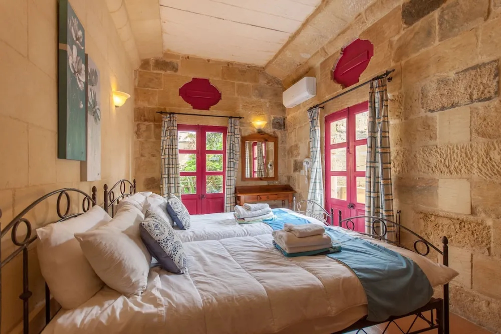 Gozitan Farmhouse Pool & Jacuzzi - PP 2