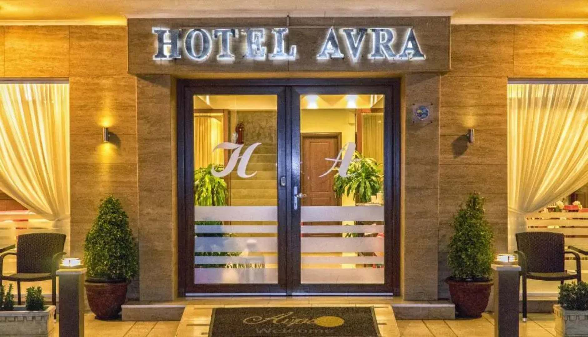 Avra Hotel