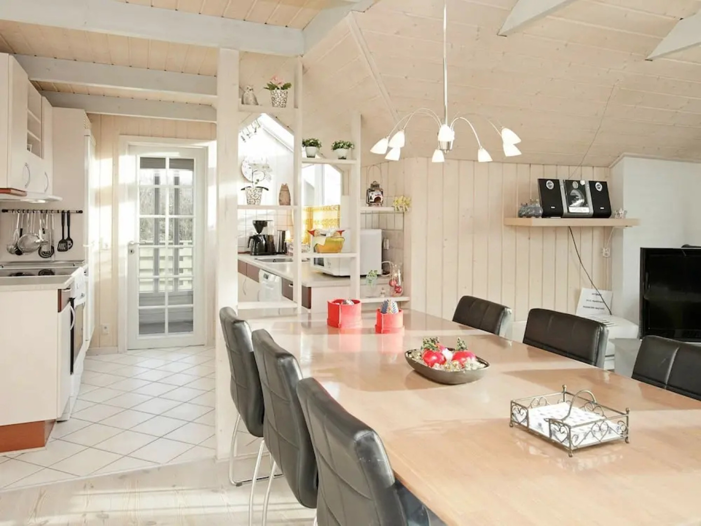 Restful Holiday Home in Ringkøbing With Whirlpool