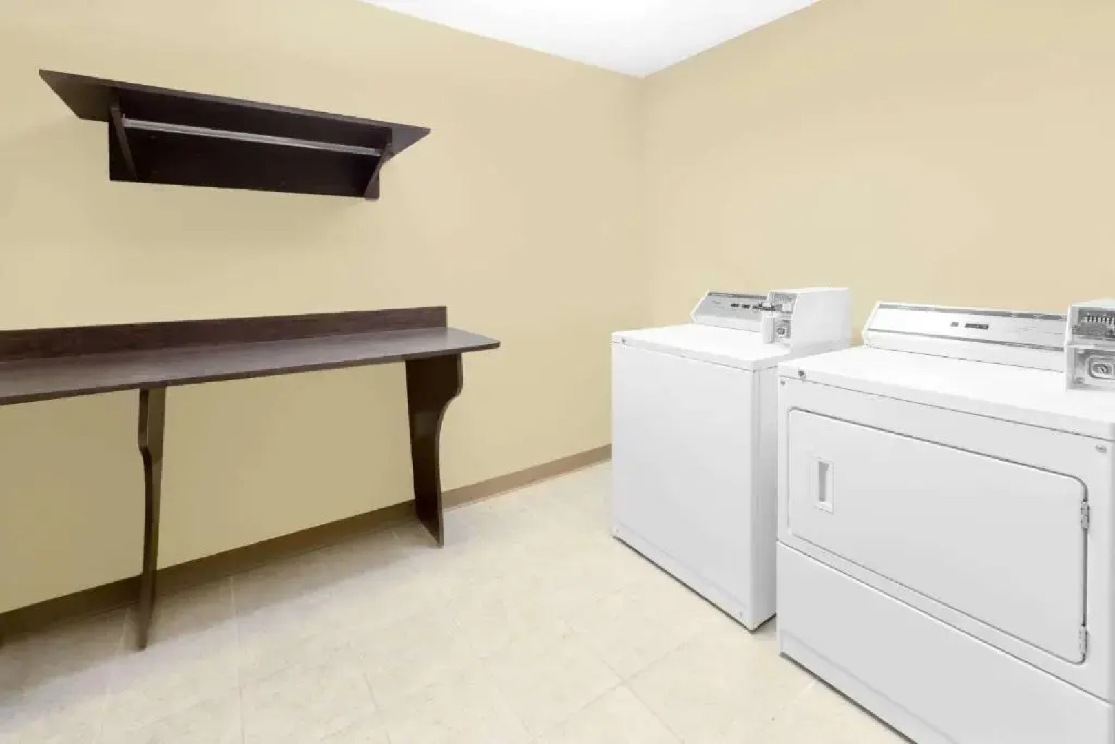 Microtel Inn & Suites Ozark