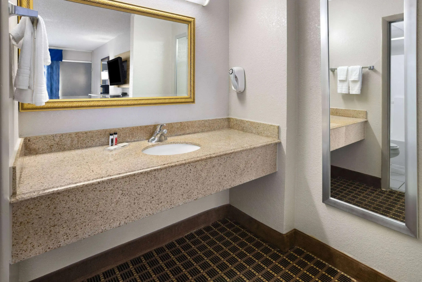 Days Inn by Wyndham Waycross