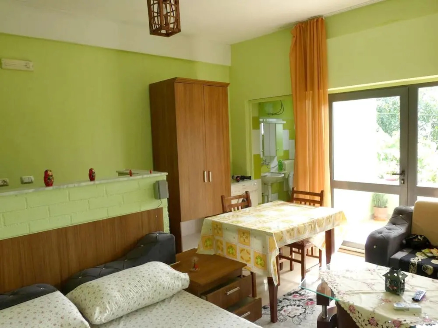 Studio in District de Berat, With Wonderful Mountain View, Enclosed Garden and Wifi