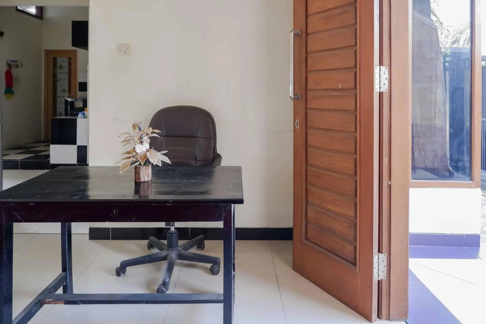 RedDoorz near RSUD Nganjuk