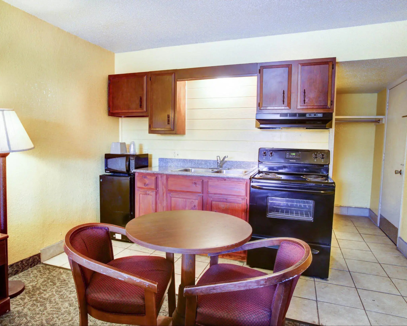 Econo Lodge San Marcos University Area