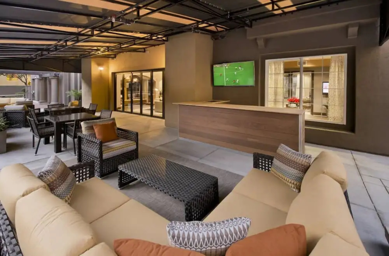 Bluebird Suites in Santa Clara