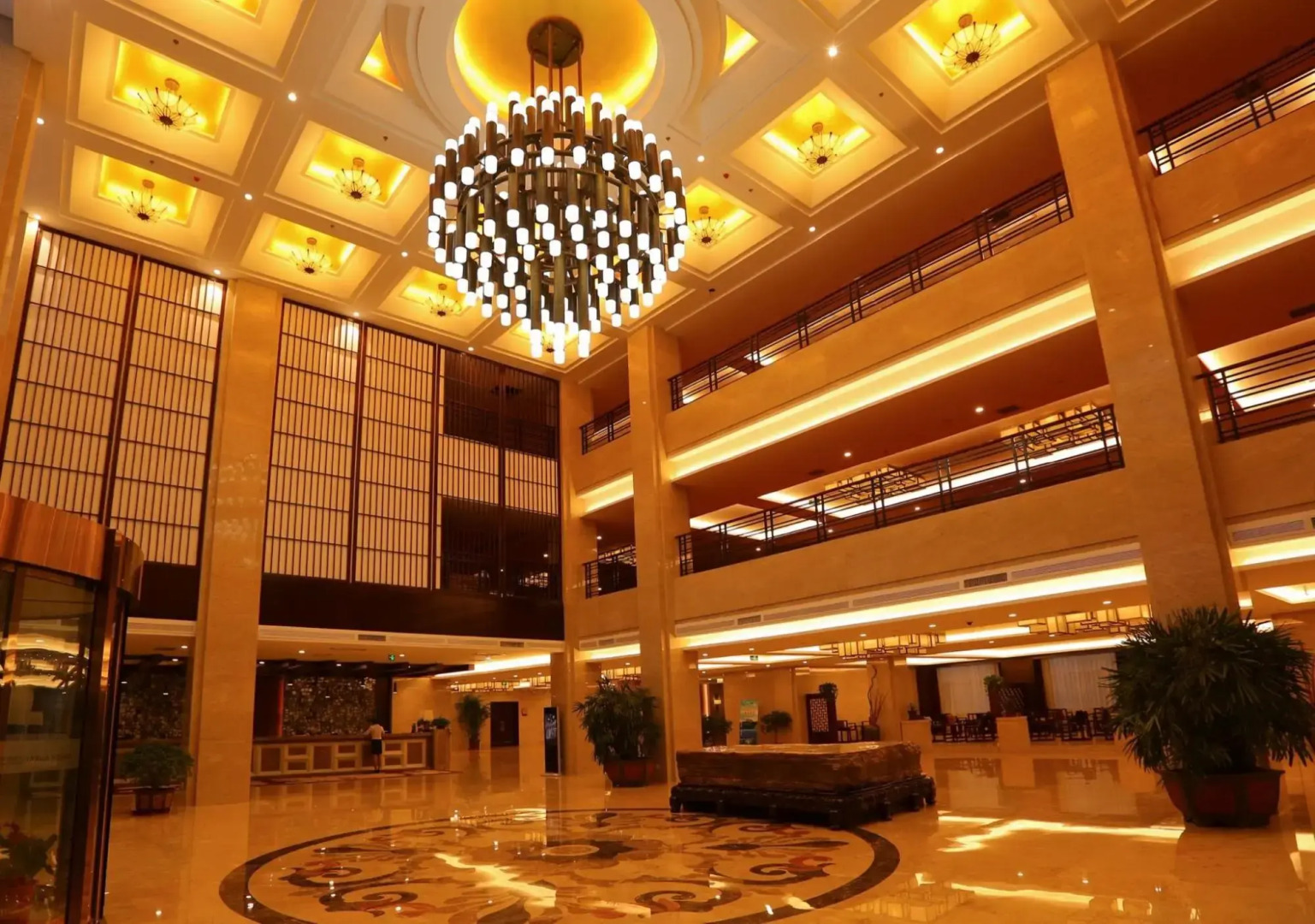 Lancui Lake Tian Mu Hot Spring Resort