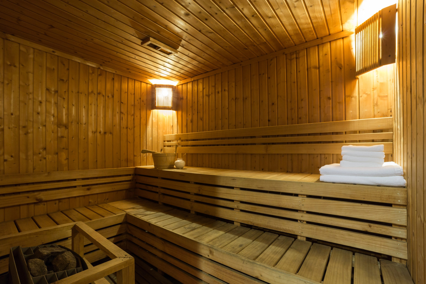 Bandara Silom Suites