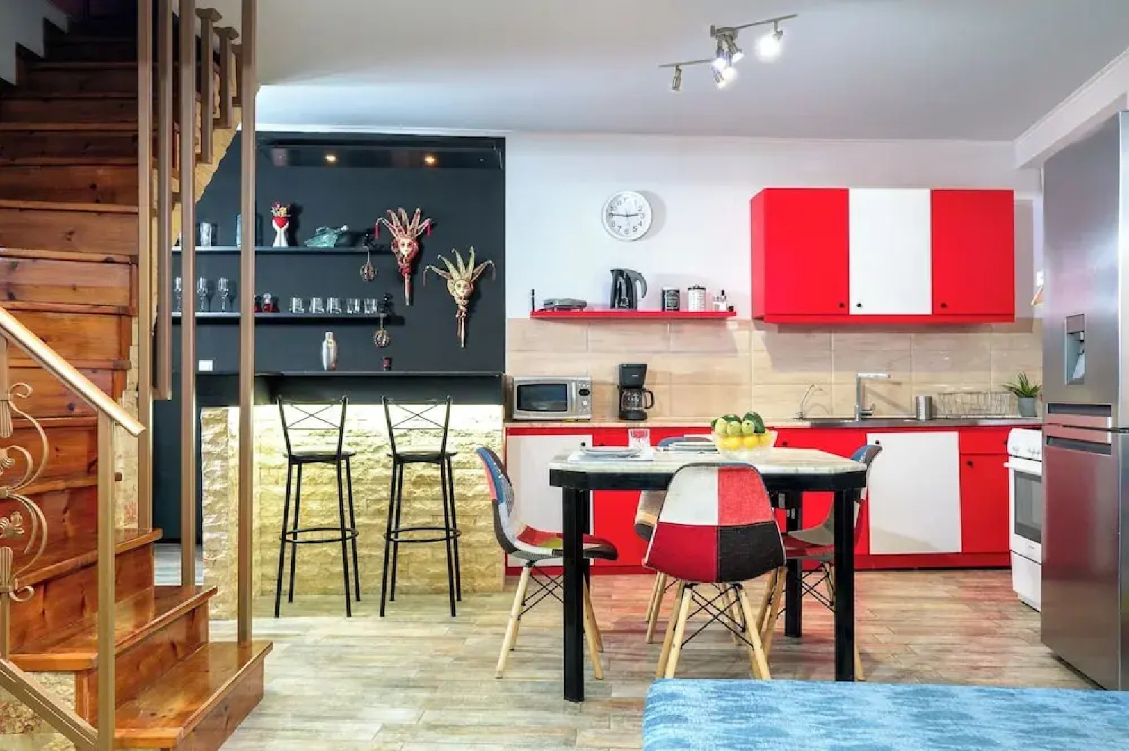 Krousonas Mountain View Suite