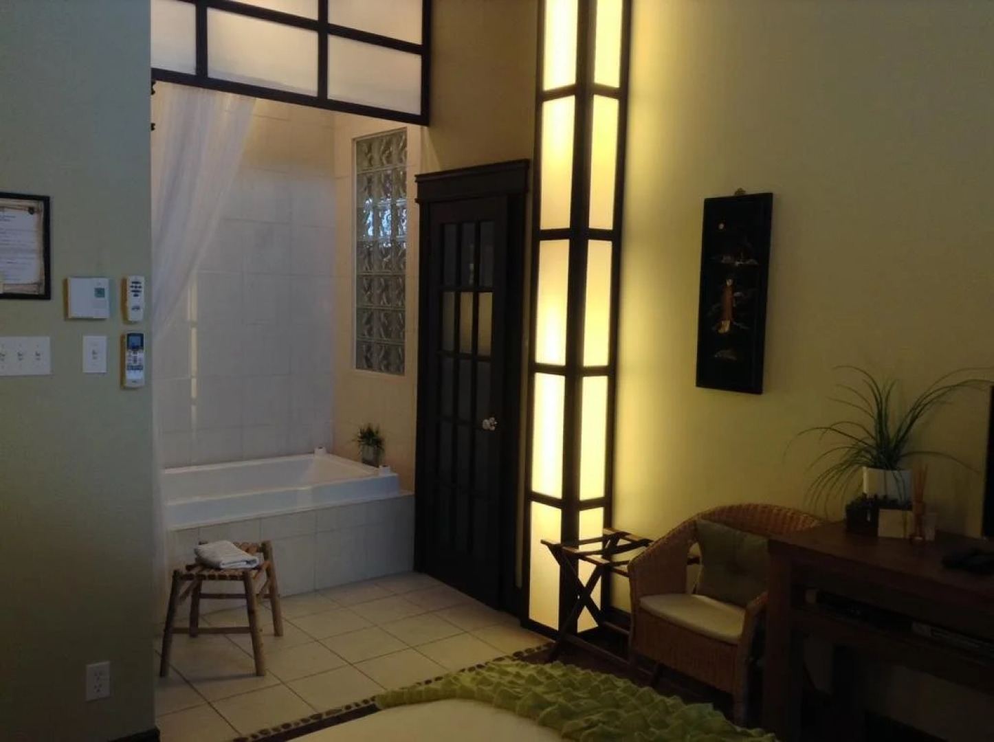 Le Manoir du Rocher B & B