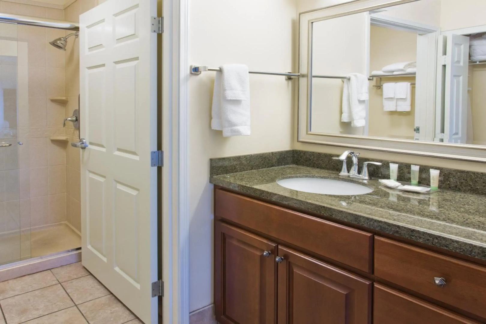 Staybridge Suites Everett-Paine Field by IHG