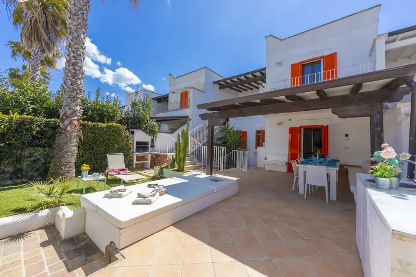 The Orange 22 Sweet Home