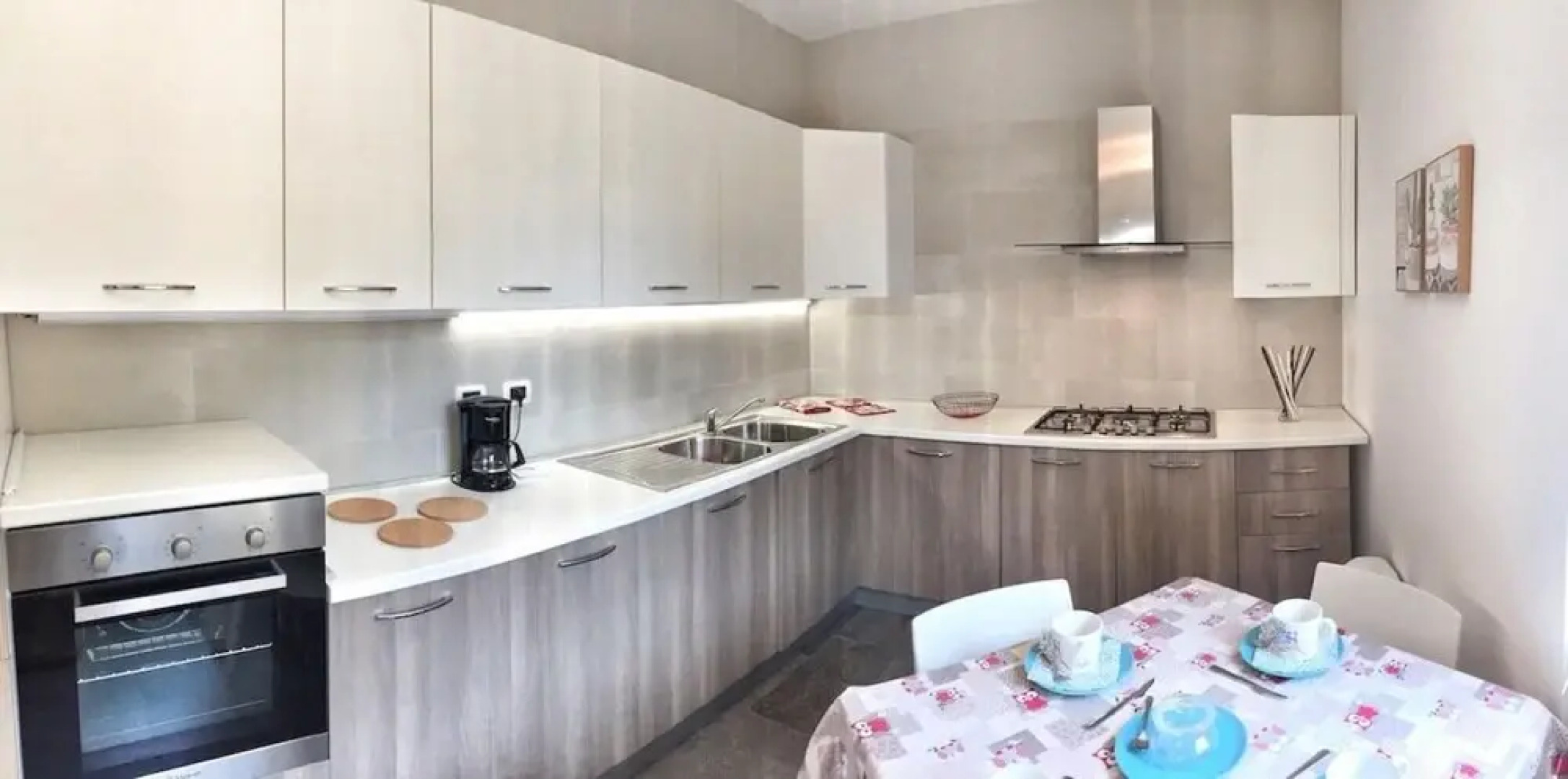 Oleandro 1 Apartment in Mergozzo With Pool