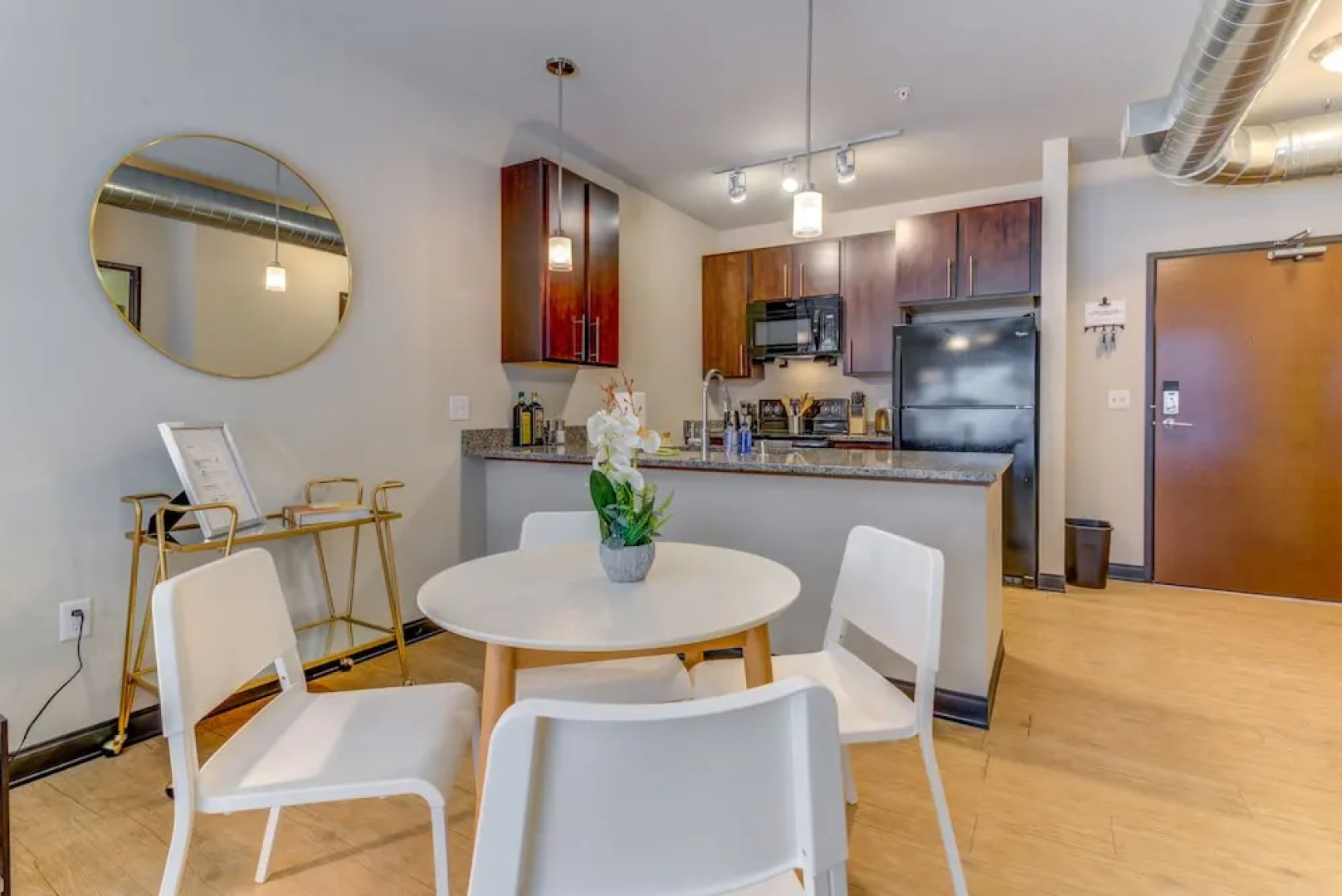 Kasa Milwaukee Westown