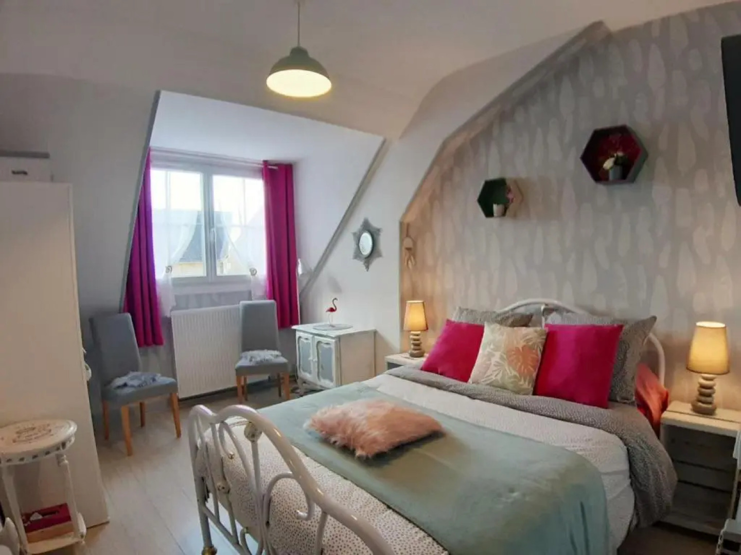 Gîte Beaumont-la-Ronce, 5 pièces, 8 personnes - FR-1-381-97