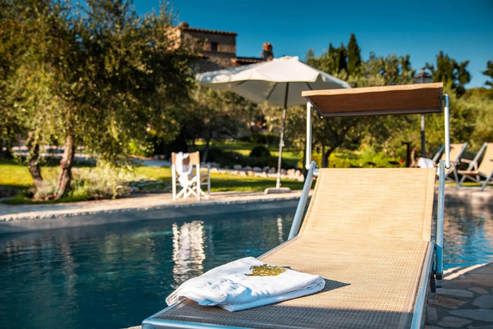 Villa for 10 Guests Private Pool Access to the Wellness Center of the Estate-rose