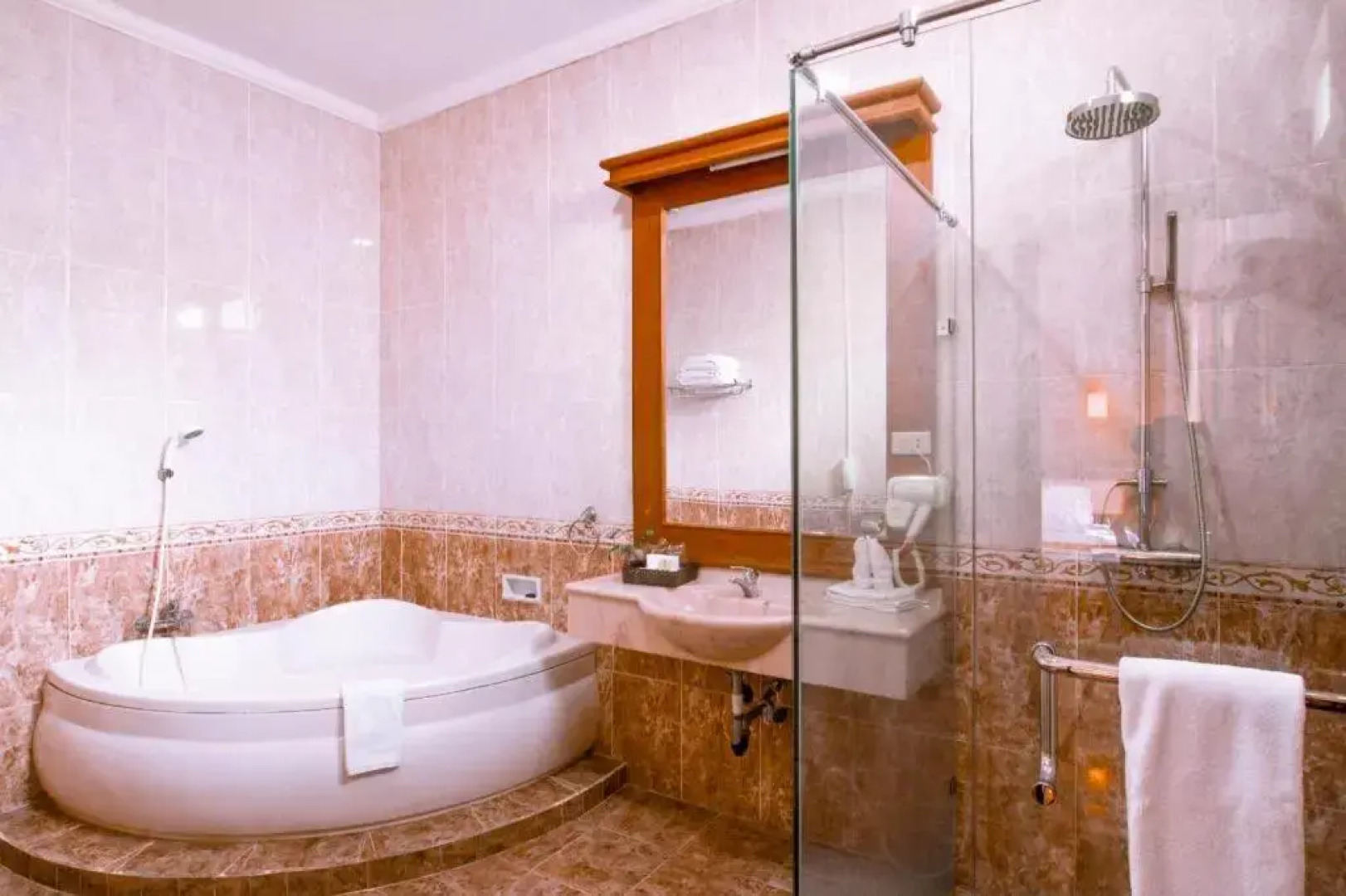 Tanjung Pesona Beach Resort & Spa