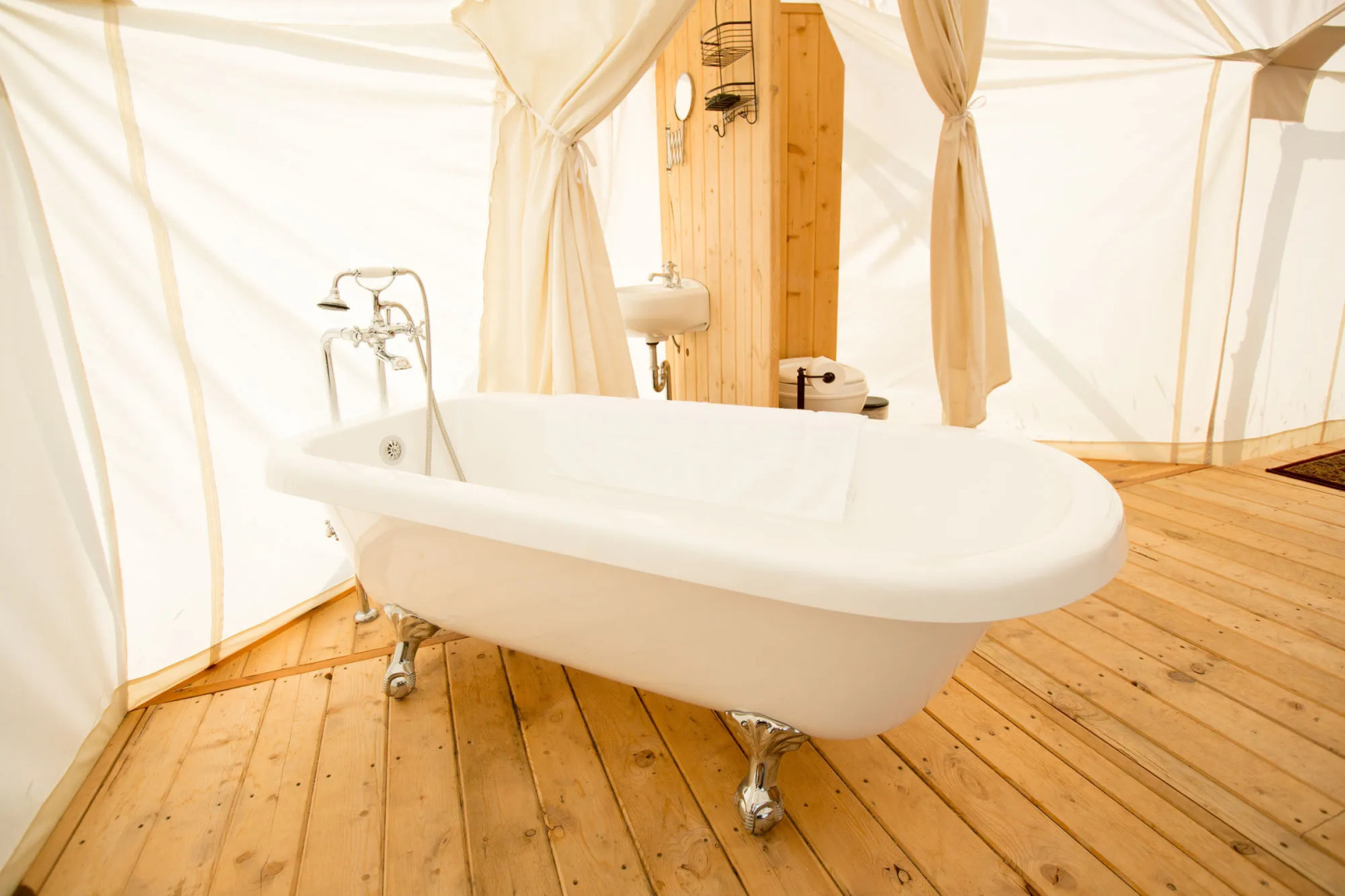 Under Canvas West Yellowstone