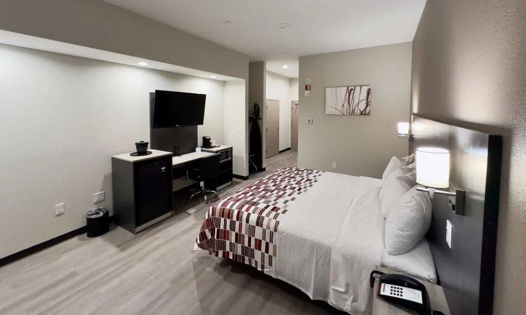 Red Roof Inn Hutchins