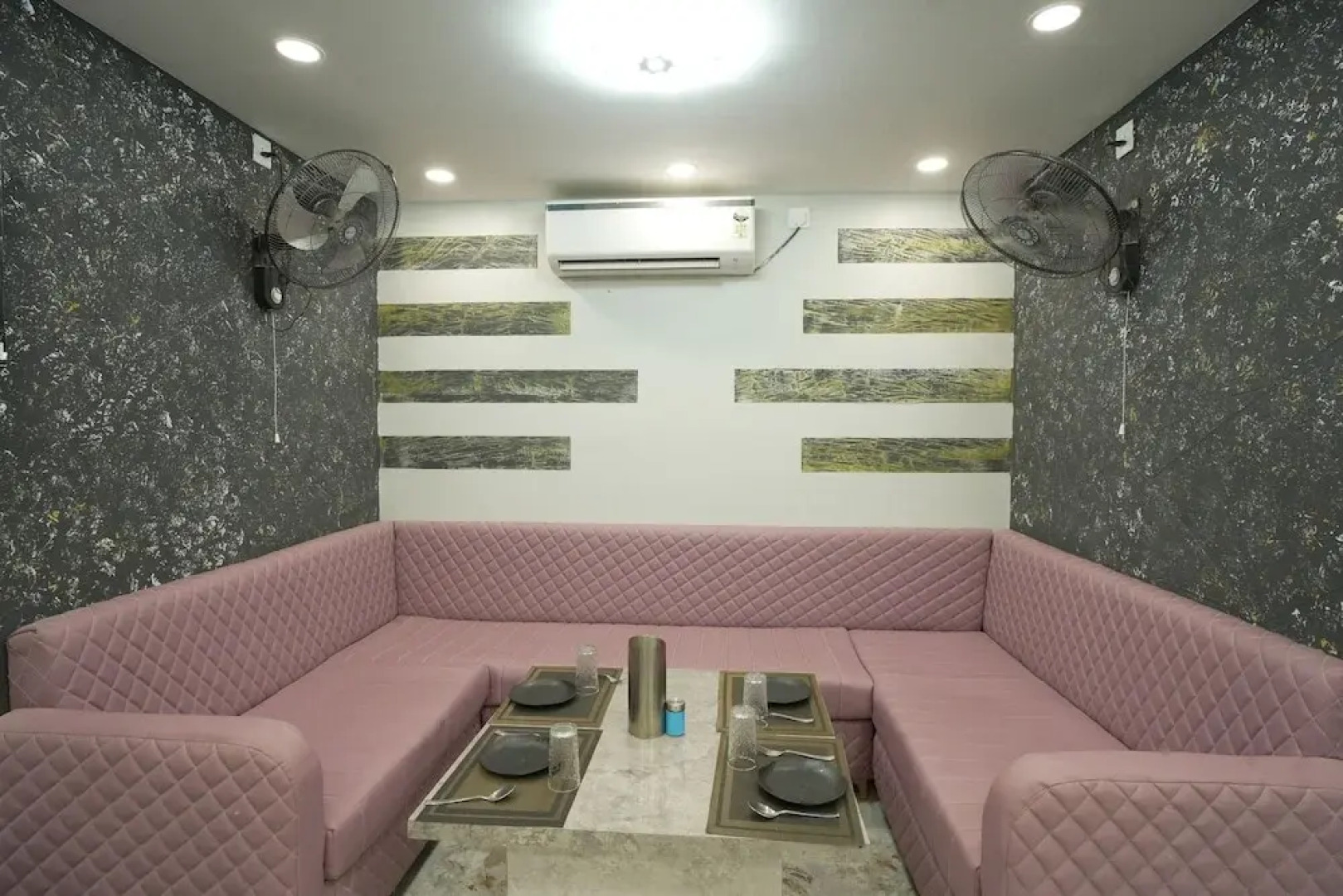 Hotel Kasturi Palace