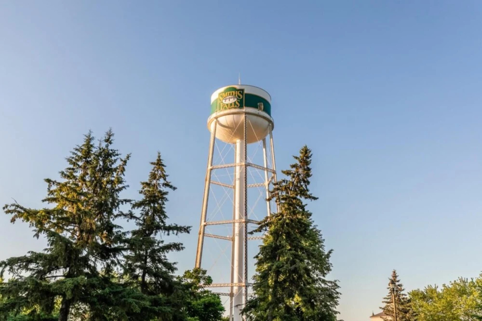 Heritage Rideau 1Br Apartment Free Parking 2