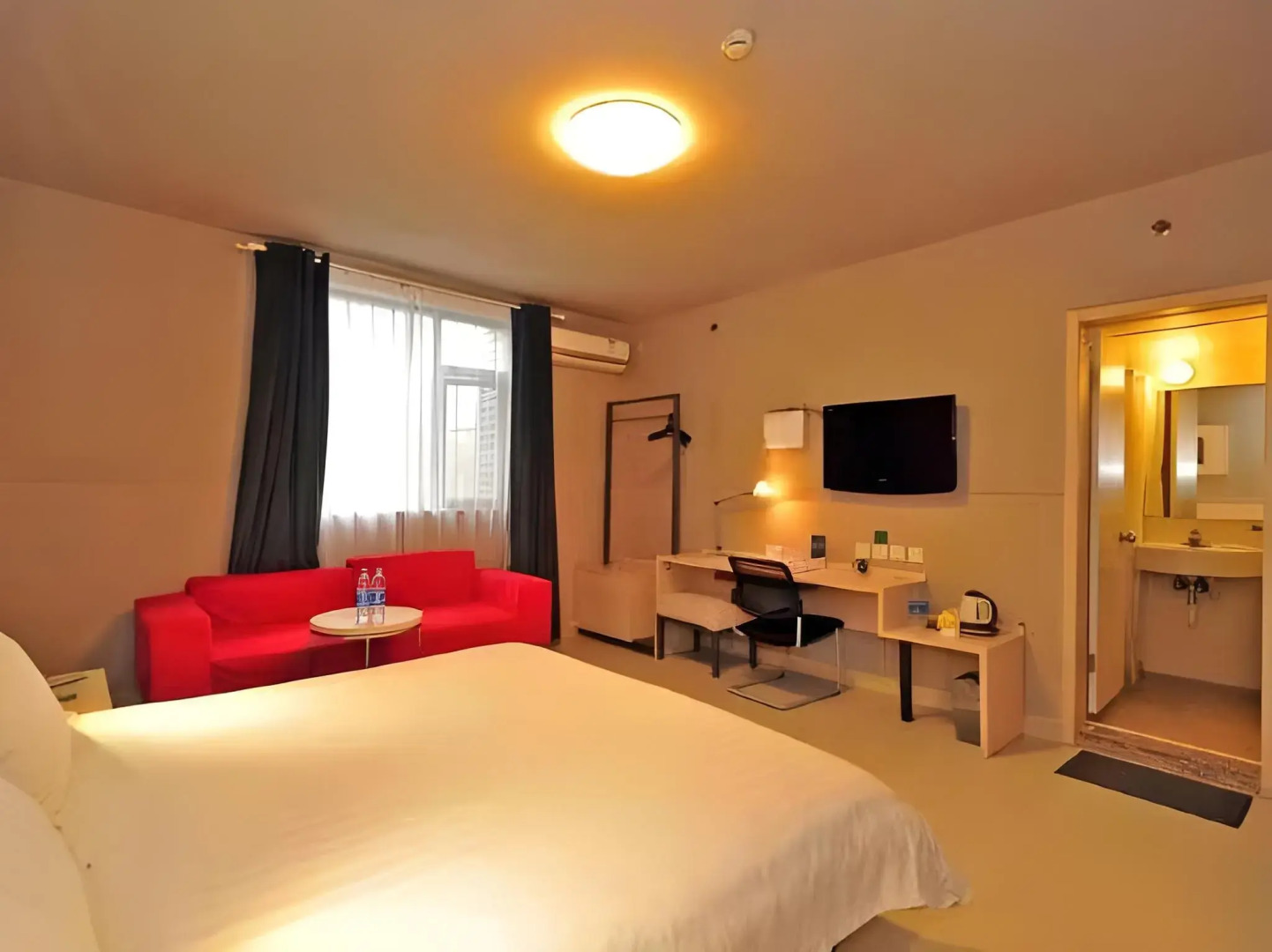 Jinjiang Inn Guiyang Wenchang Pavilion