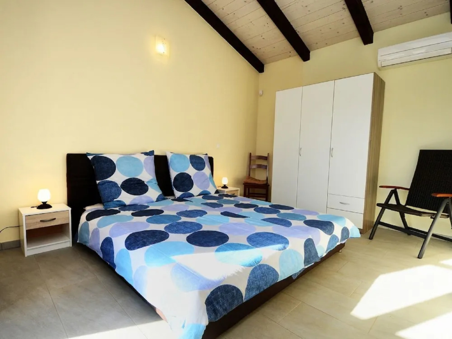 Beautiful Holiday House With Private Pool and Terrace