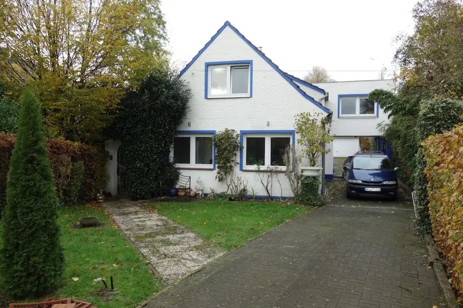 Tolstov-Hotels Large 3 Room Apartment with Garden