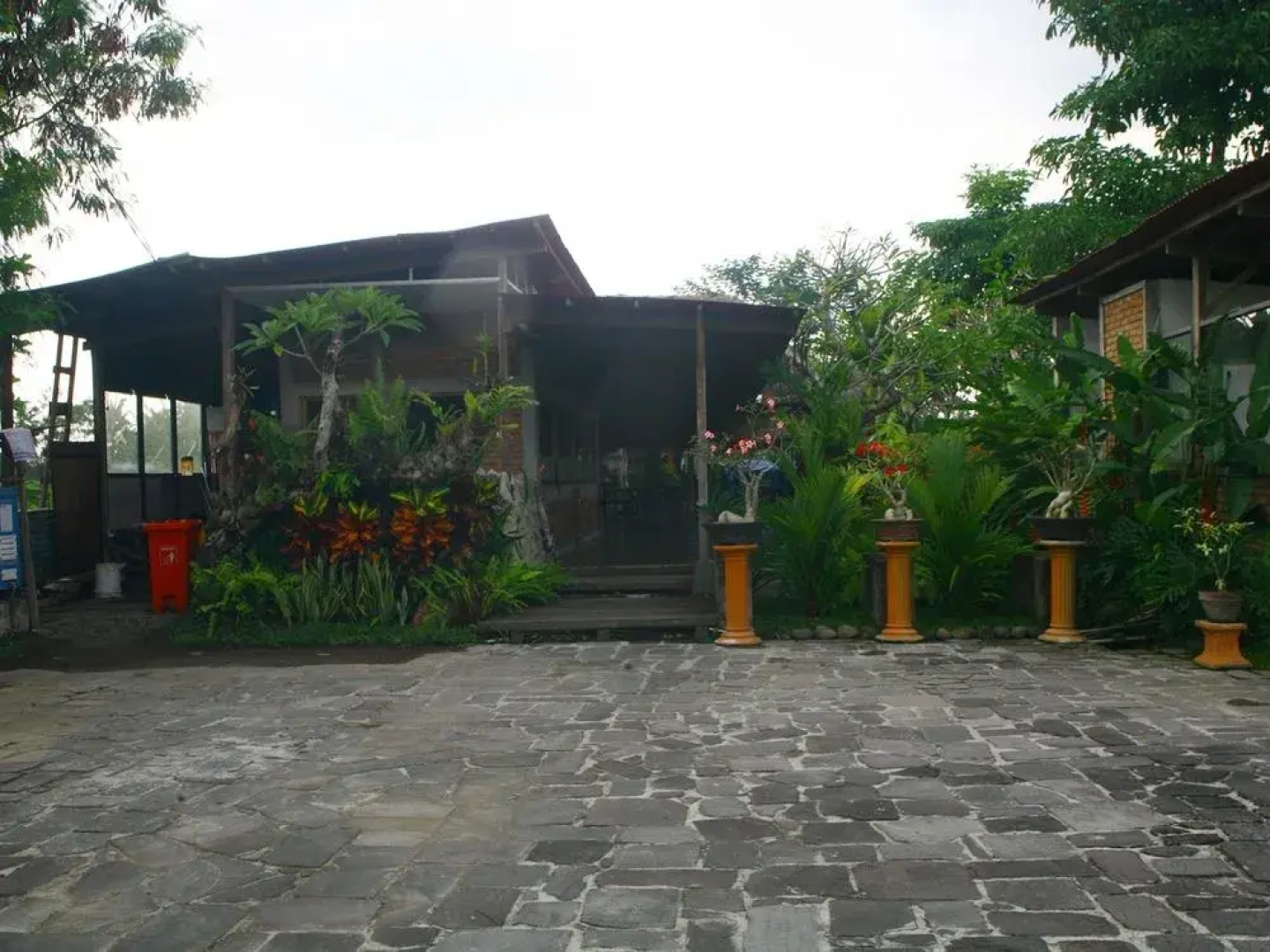 Villa Sawah Gondang Legi
