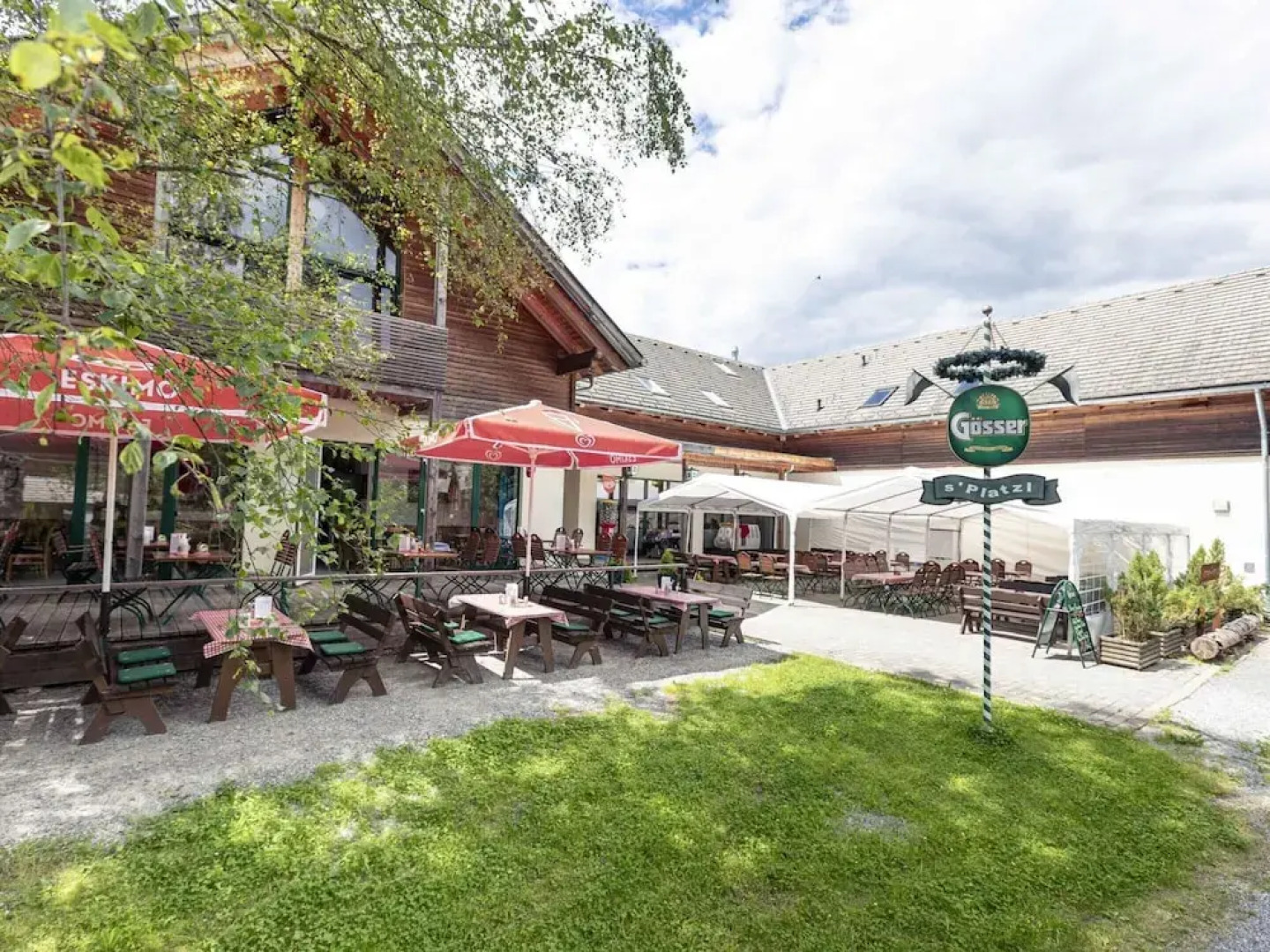 Spacious Chalet near Ski Area in Sankt Georgen ob Murau