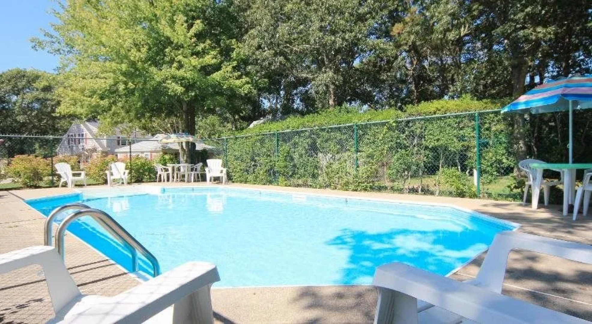 The Tern Inn Bed & Breakfast and Cottages