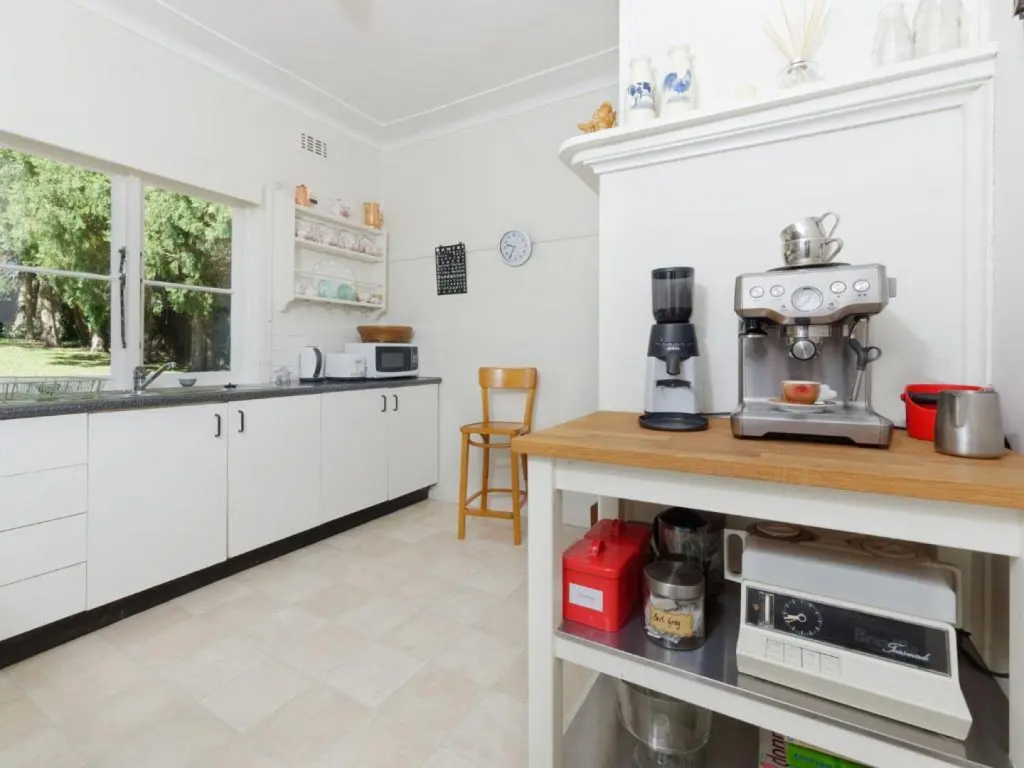 Redwood Cottage Burradoo getaway Southern Highlands 4pm Check Out Sunday