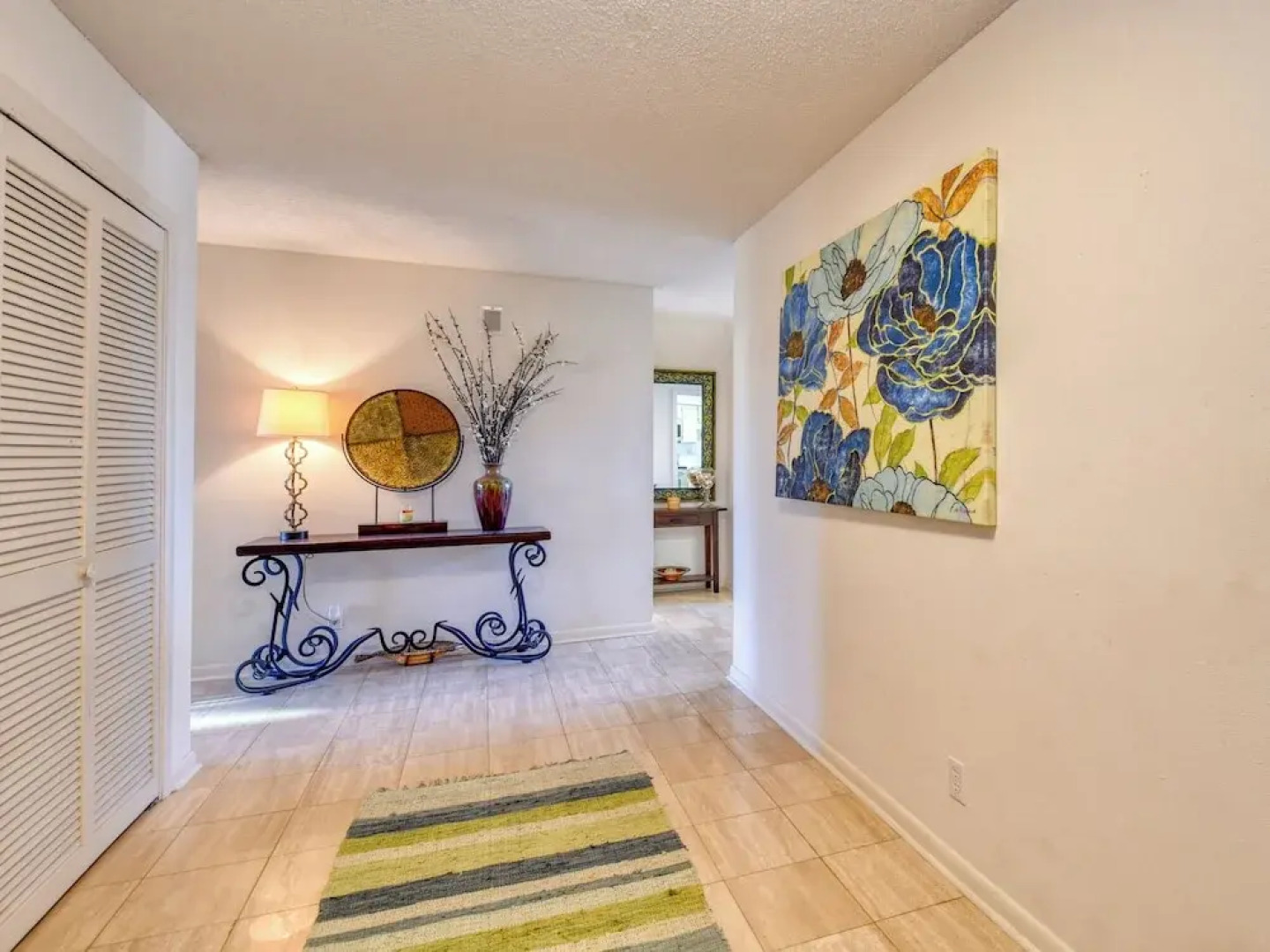 Spinnakers Reach 704