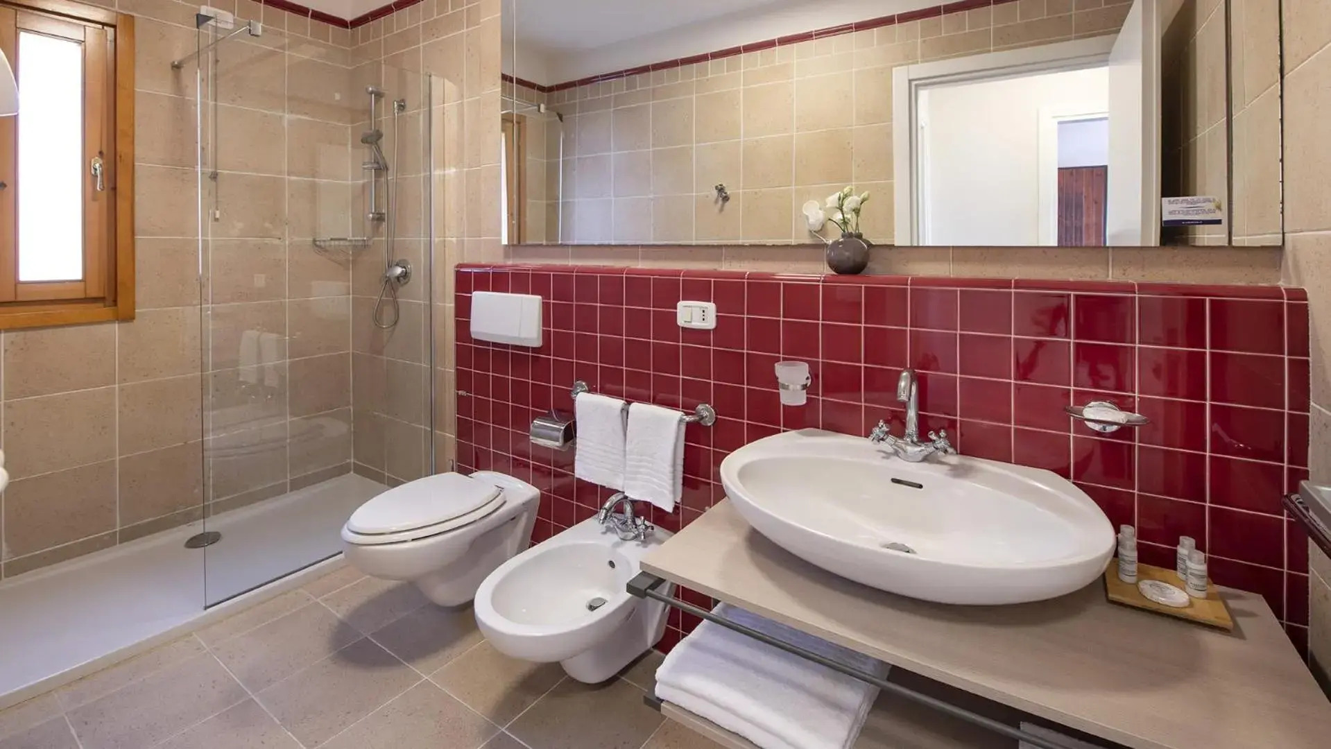 Ethra Reserve - Valentino 4*