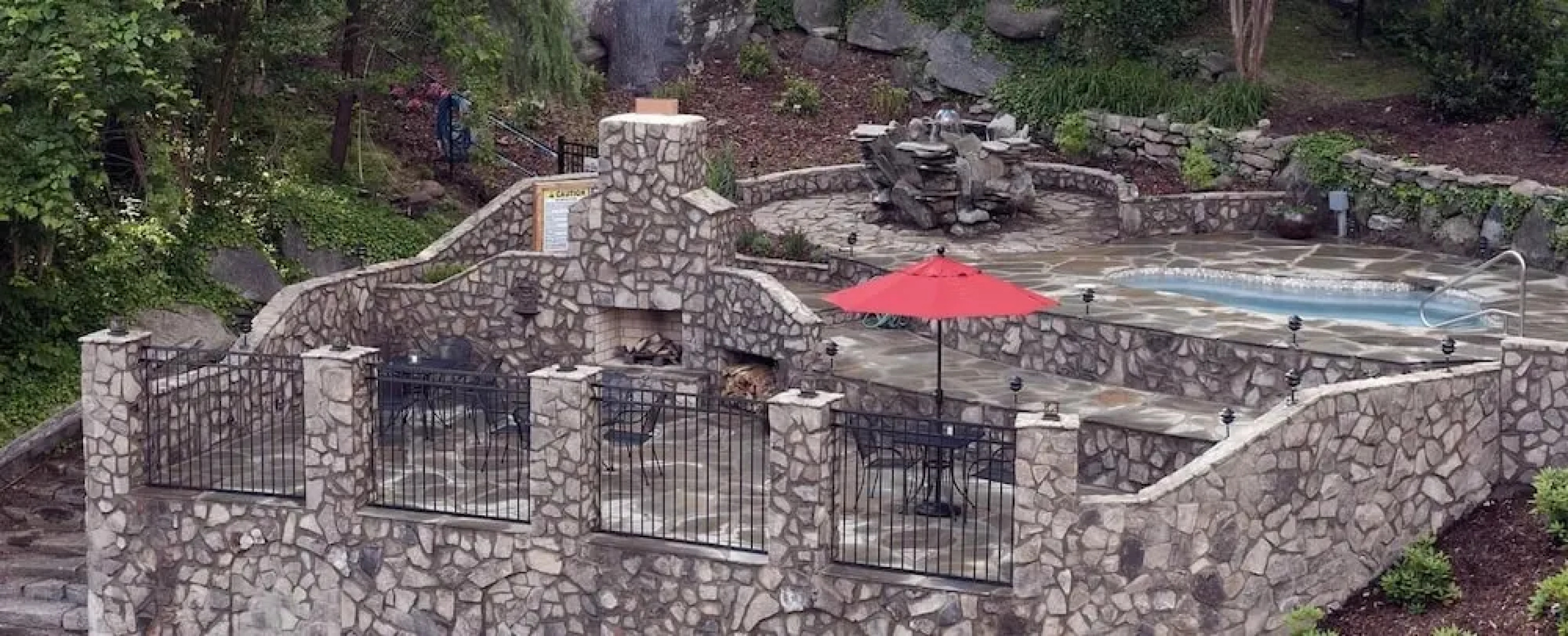 The Esmeralda Inn and Restaurant