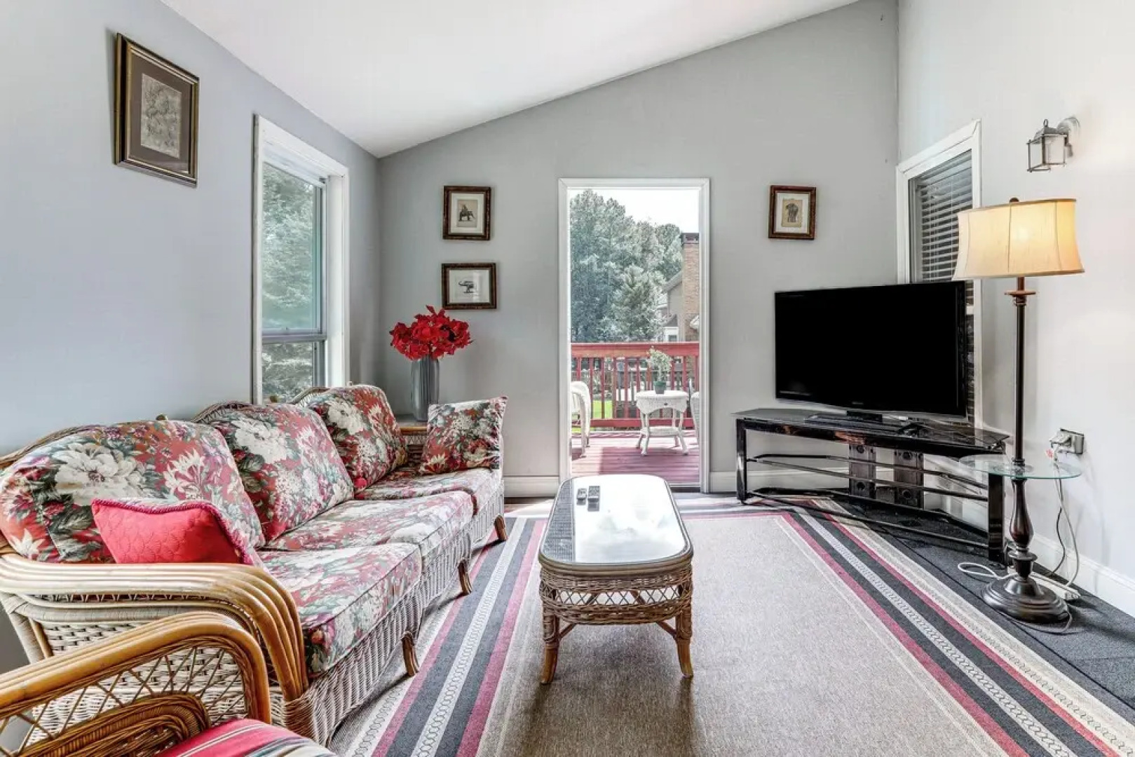 Pet-friendly House w/ Deck in Lawrenceville